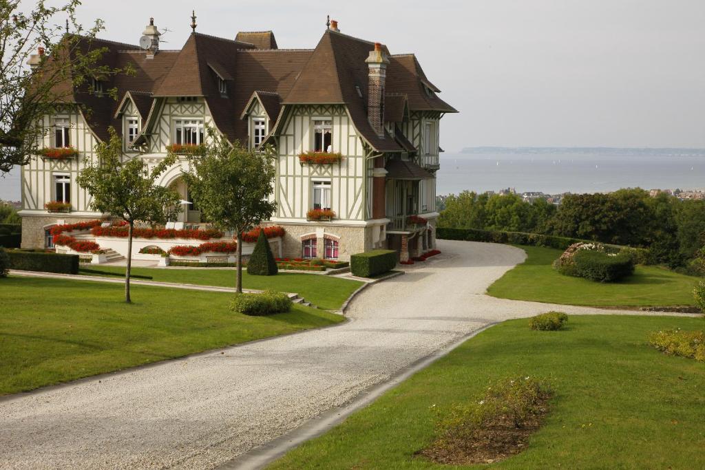 Manoir De Benerville Bed and Breakfast Deauville Buitenkant foto