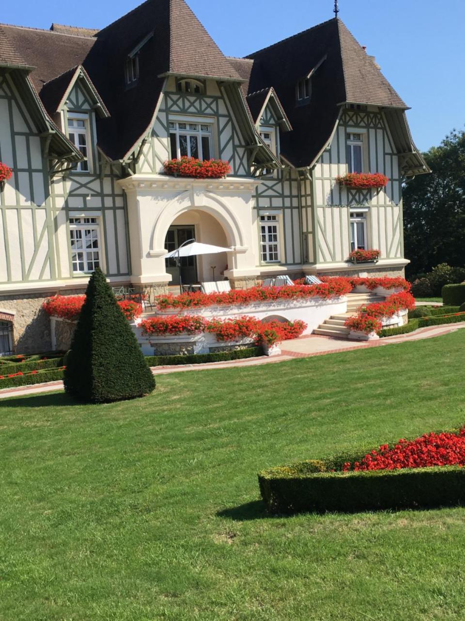 Manoir De Benerville Bed and Breakfast Deauville Buitenkant foto